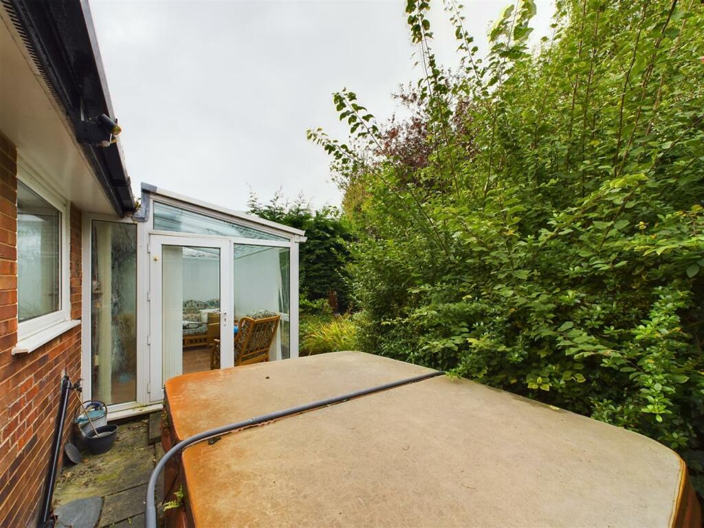 Additional image 40 of Childwall Avenue, Wirral