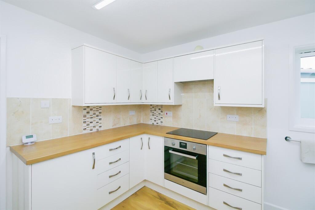 Additional image 6 of Spitzkop, Llantwit Major