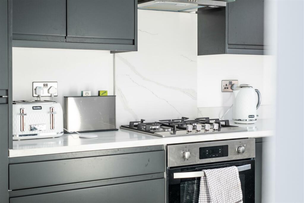 Additional image 10 of Burton Road, Little Neston, Cheshire