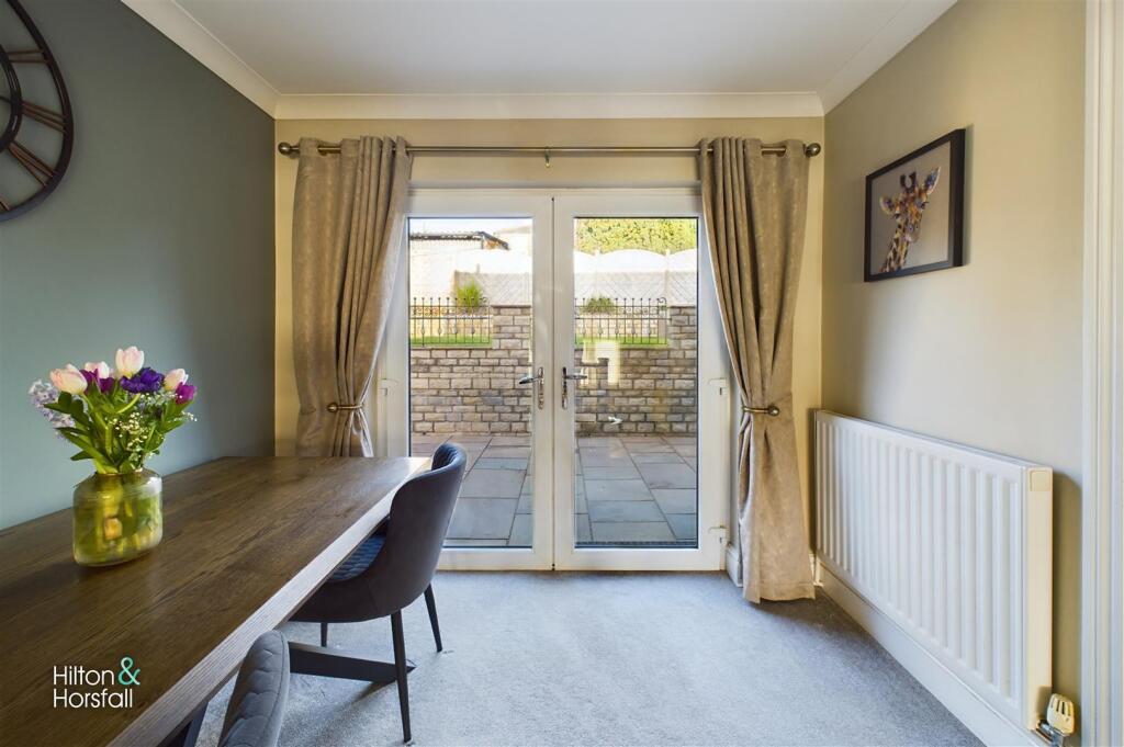 Additional image 8 of Barn Field Close, Colne