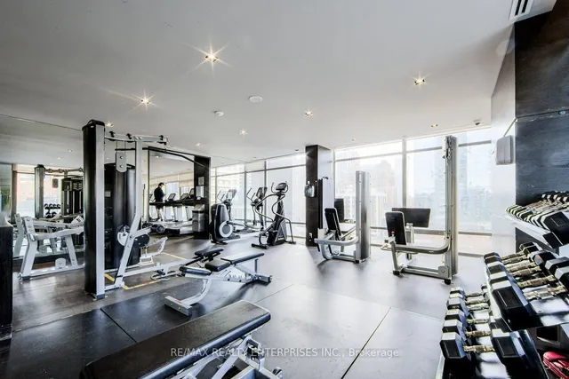 Additional image 38 of 18 Yorkville Ave Unit 315