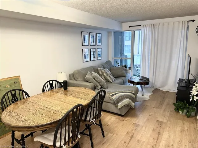 Additional image 11 of 270 Wellington St Unit 409