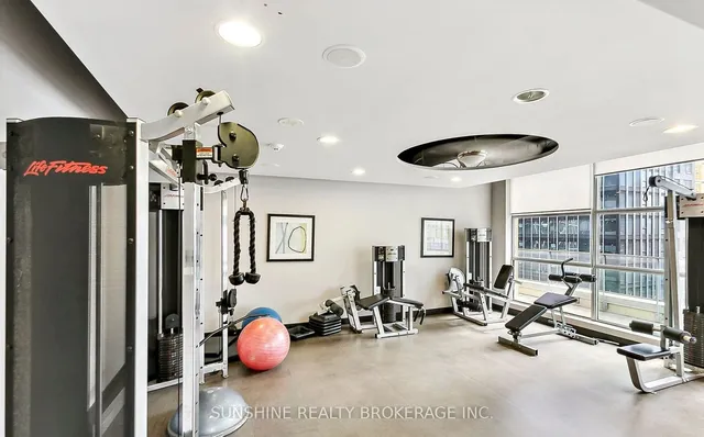 Additional image 23 of 11 St Joseph St Unit 901