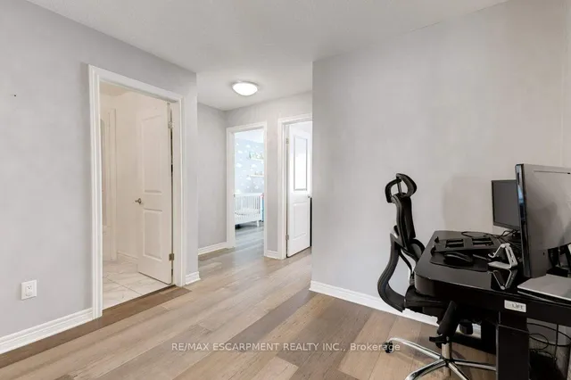 Additional image 31 of 98 SHOREVIEW Pl Unit 12