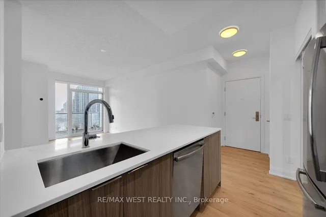 Additional image 6 of 56 Annie Craig Dr Unit 1704