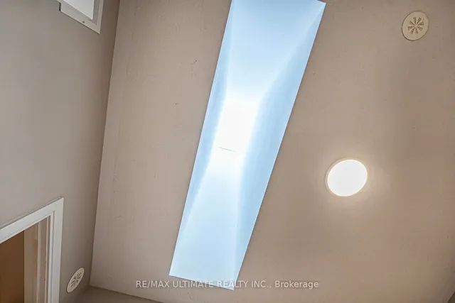 Additional image 28 of 330 Village Green Sq Unit TH06