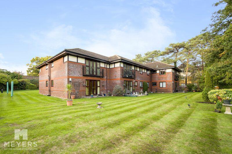 Additional image 8 of Broadleas, Ringwood Road, Ferndown