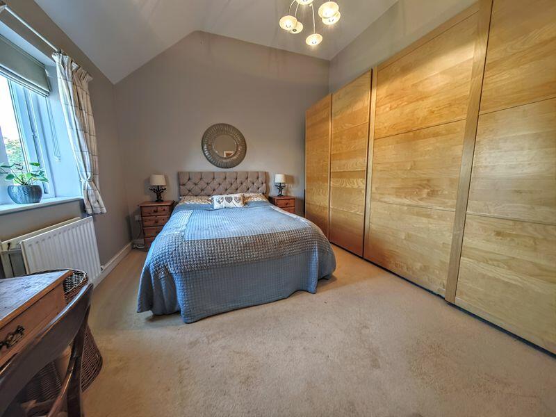 Additional image 9 of Forella, Ainstable