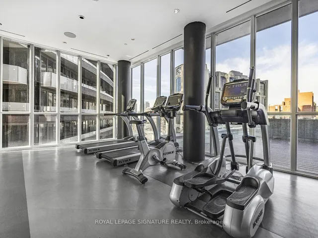 Additional image 20 of 32 Davenport Rd Unit 1704