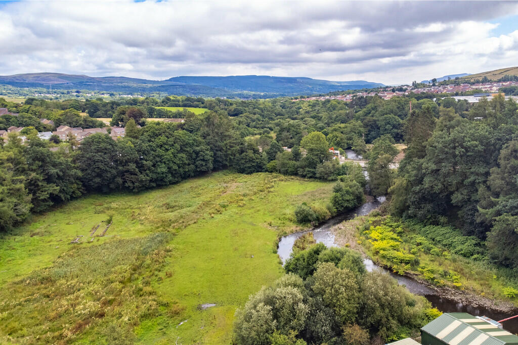 Additional image 2 of Oakbrook Drive, Hirwaun, Aberdare