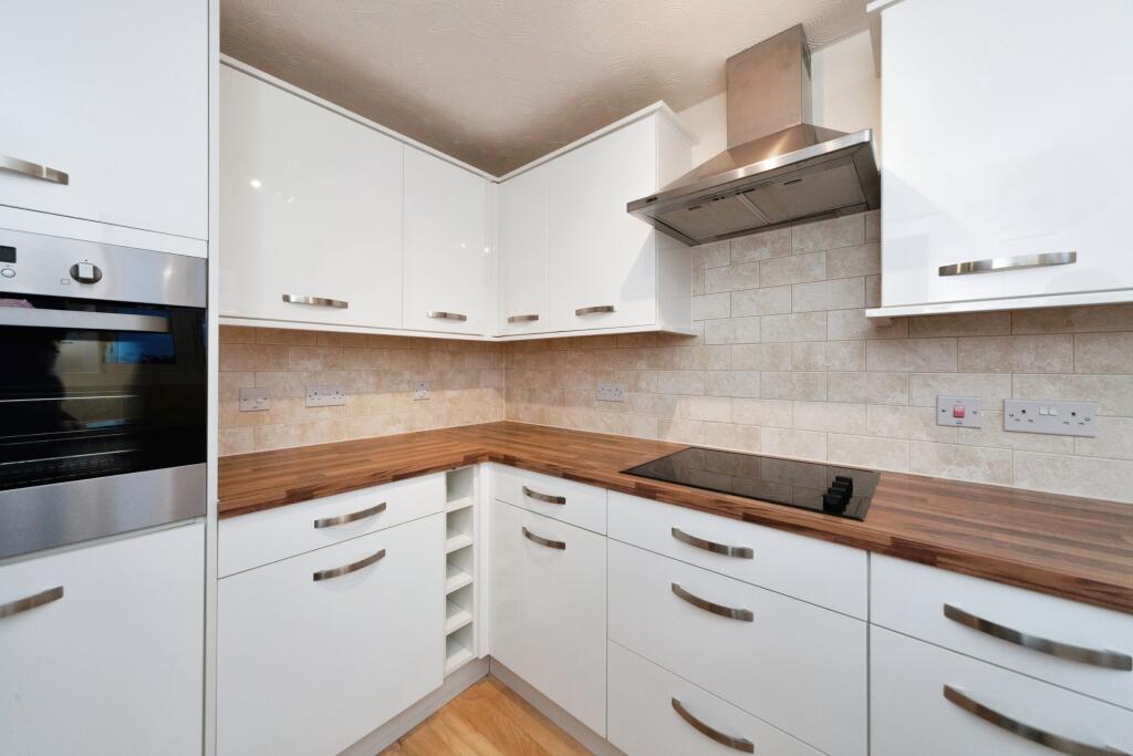 Additional image 5 of Hoole Road, Chester, Cheshire, CH2