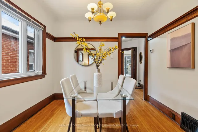 Additional image 4 of 582 Willard Ave