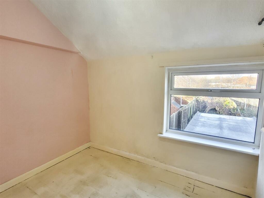 Additional image 8 of Gardners Row, Chester Road, Oakenholt
