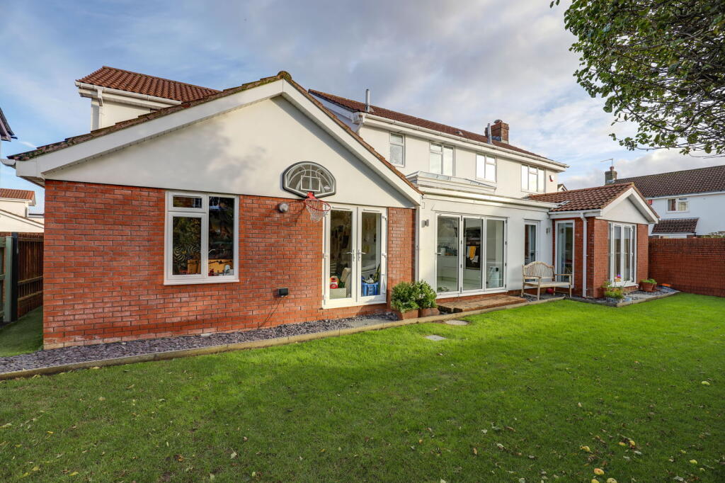 Additional image 32 of Whitcliffe Drive, Penarth