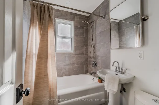 Additional image 10 of 6 Evandale Rd