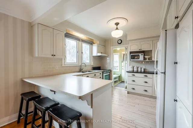 Additional image 11 of 13 Wardrope Ave