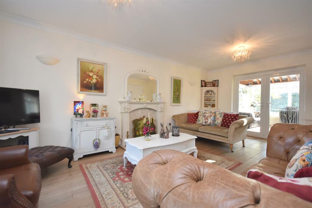 Additional image 19 of Starlight View, 156 Westward Rise, Barry, Vale of Glamorgan, CF62 6NQ