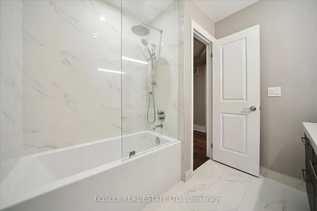 Additional image 29 of 208 La Rose Ave Unit 15