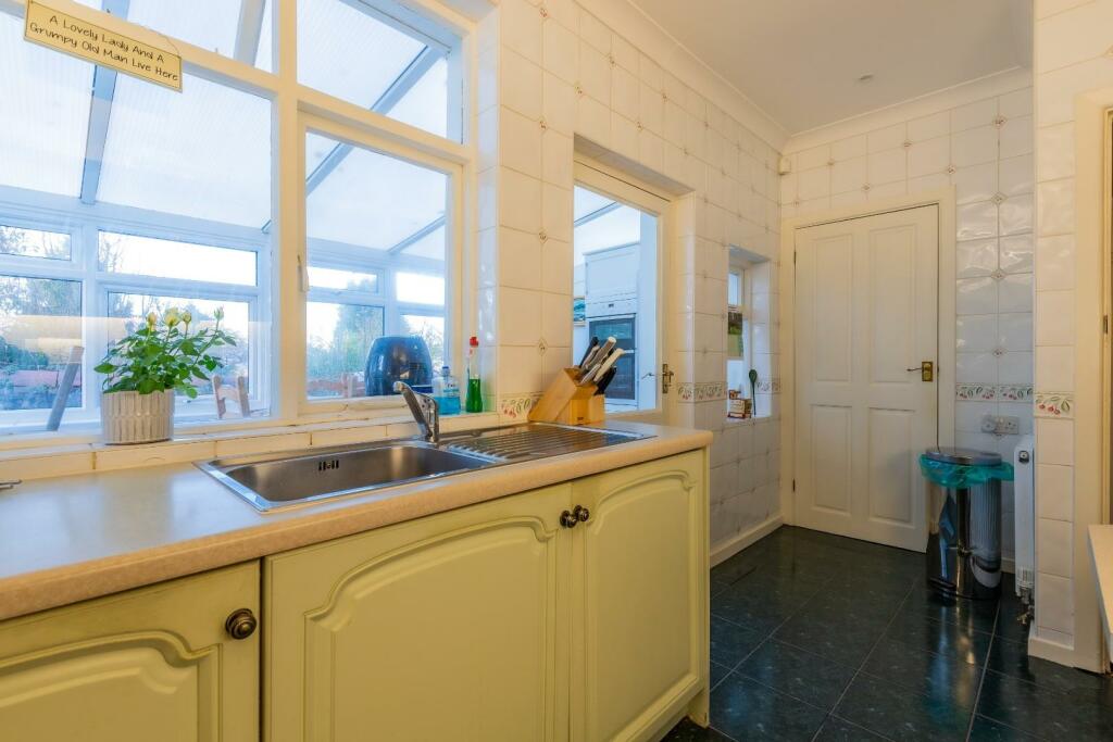 Additional image 33 of Hillside, Caerphilly