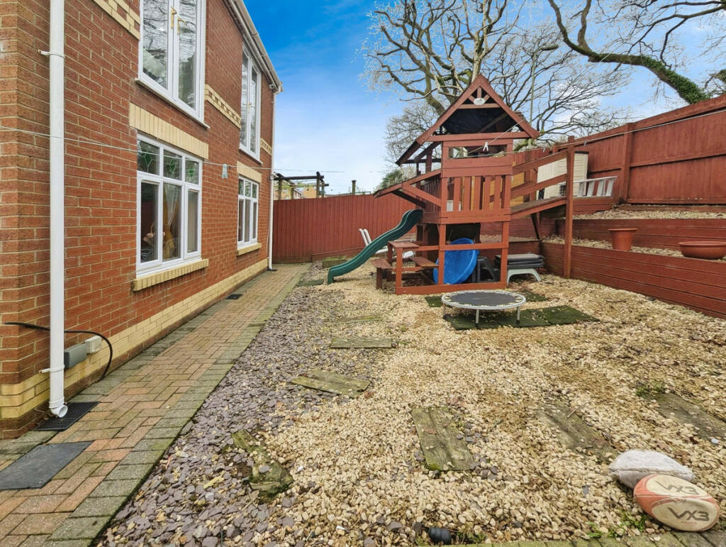 Additional image 5 of Clos Cae Pwll, Treharris, CF46