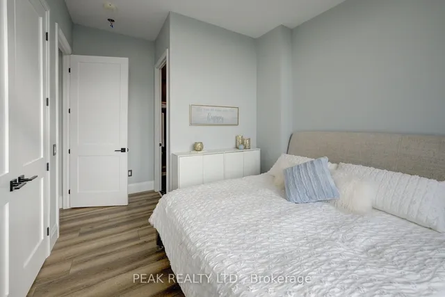 Additional image 21 of 60 Charles St Unit 8