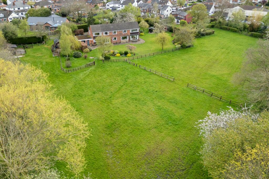 Additional image 33 of Hadlow Road, Willaston, Neston