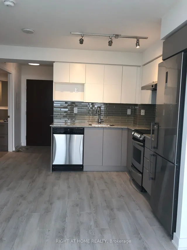 Additional image 7 of 160 Flemington Rd Unit 1409