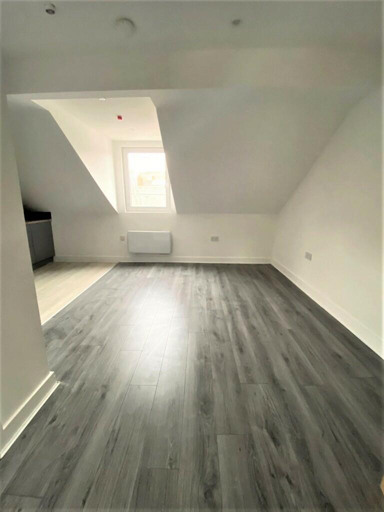 Additional image 14 of High Street, Barry, Vale Of Glamorgan, The, CF62