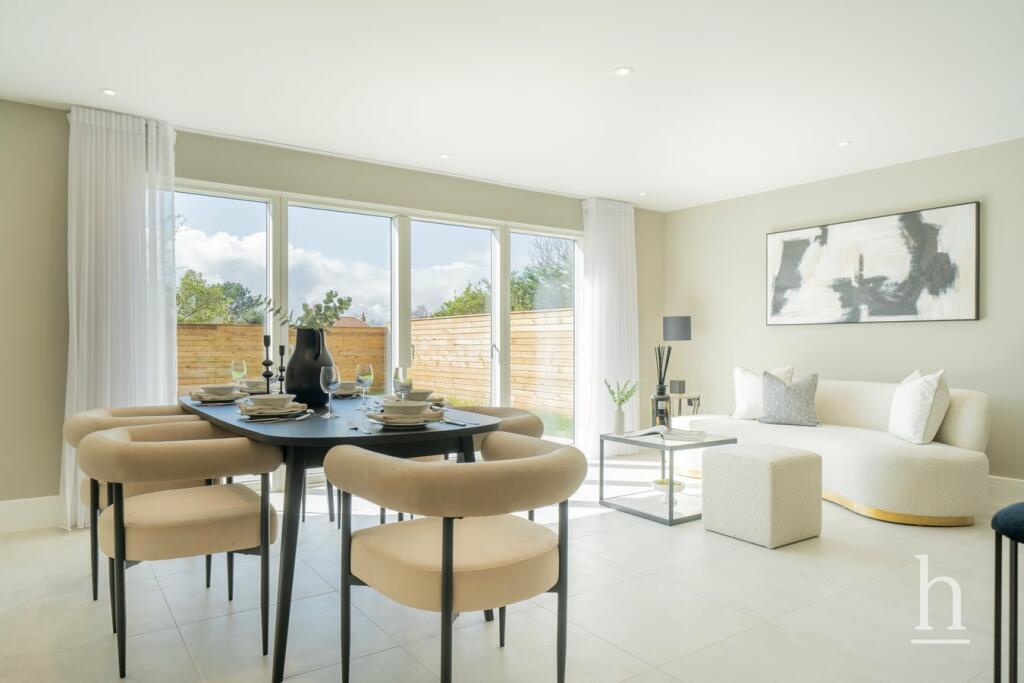 Additional image 13 of Telegraph Road, Heswall, CH60