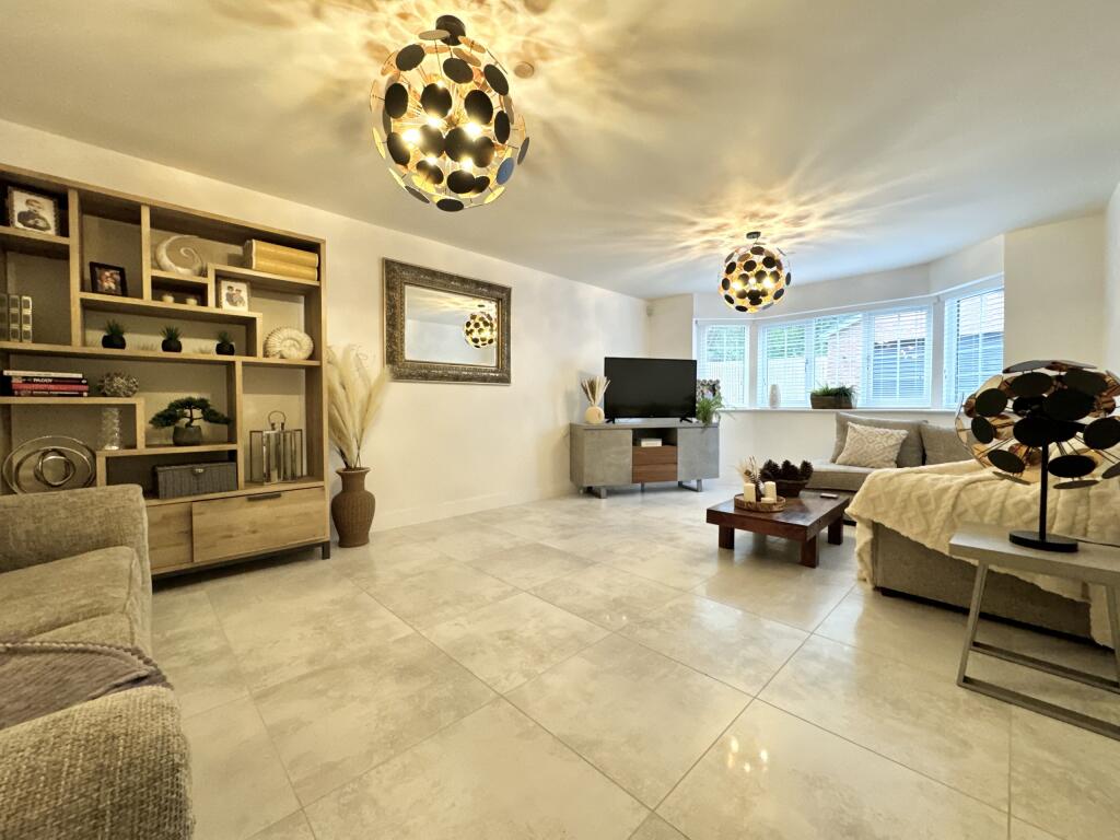 Additional image 33 of Manilva House,  Aberdare, RCT