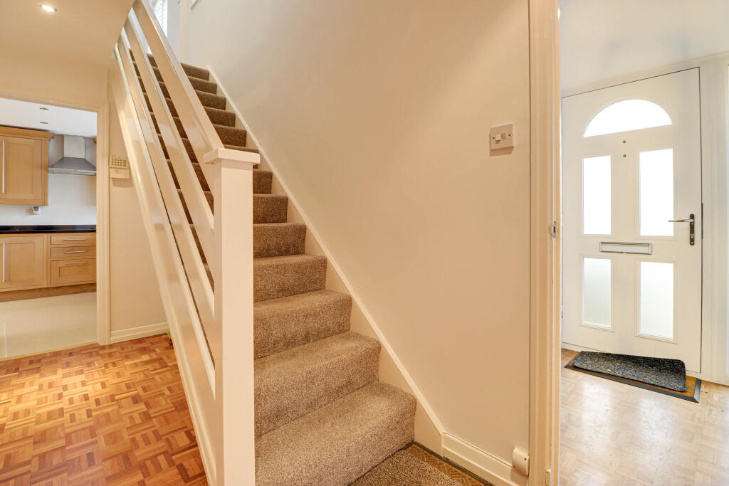 Additional image 5 of Hawthorn Way, St. Albans, Hertfordshire, AL2