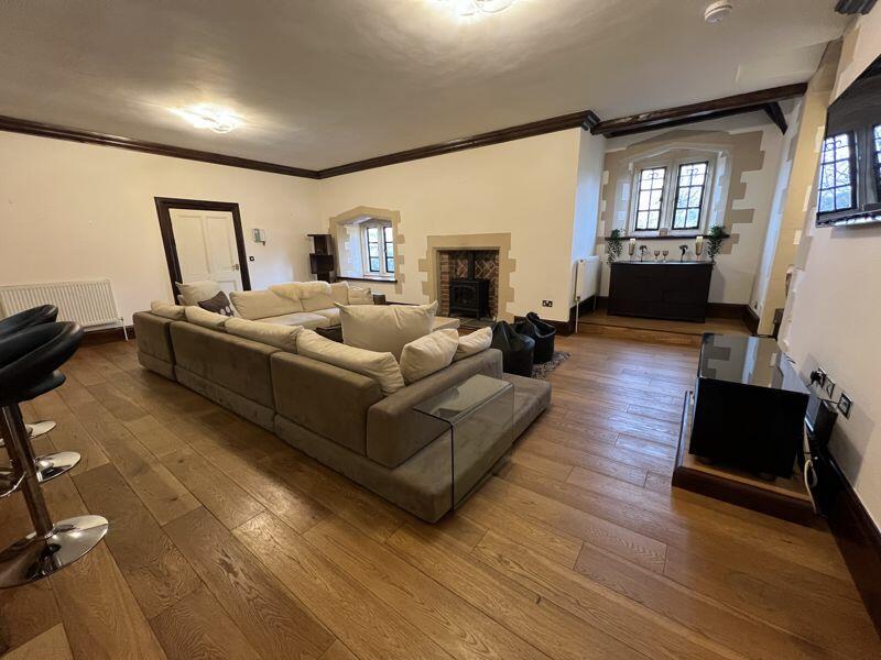 Additional image 17 of Apartment 6 The Old Grammar School, Cowbridge, CF71 7BB