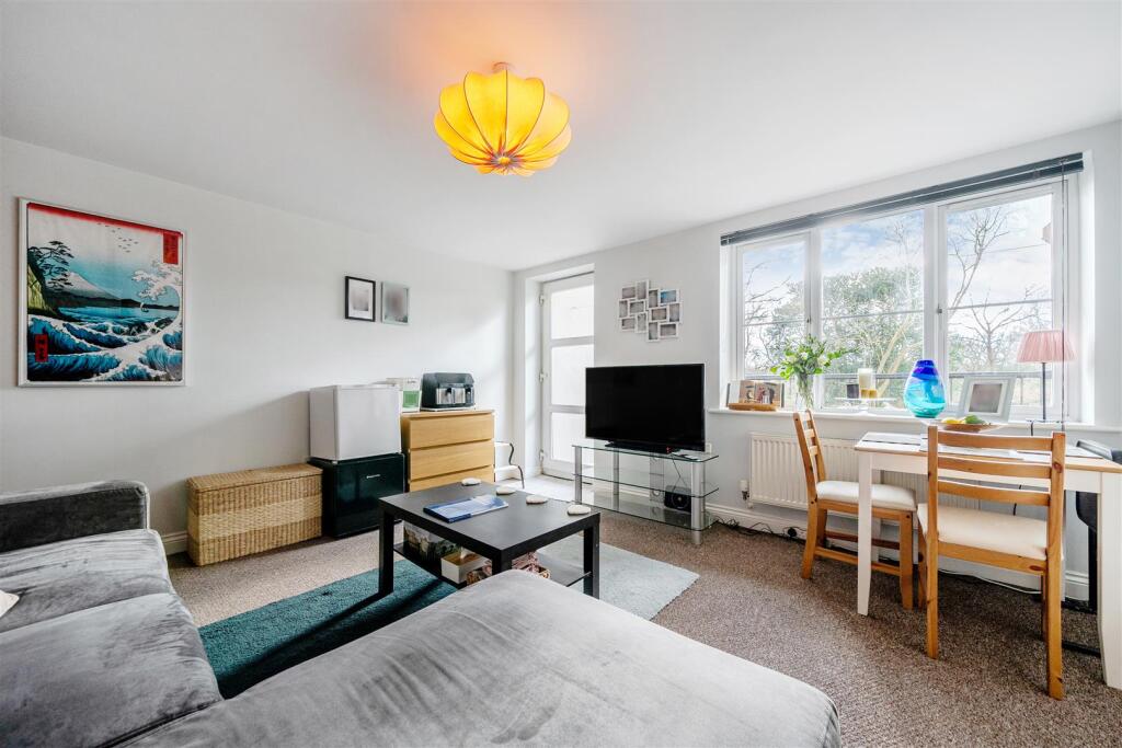 Additional image 3 of 34 Rochester Road, Bristol