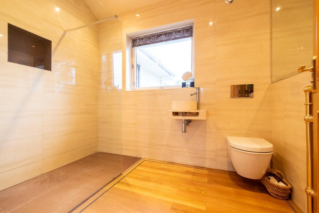 Additional image 51 of Links Hey Road, CH48