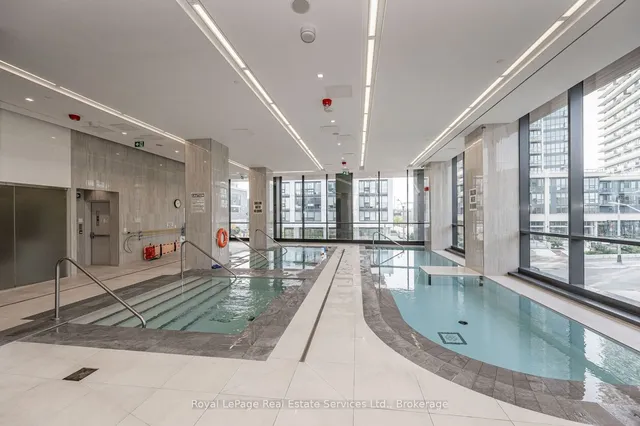 Additional image 24 of 19 Western Battery Rd Unit 310