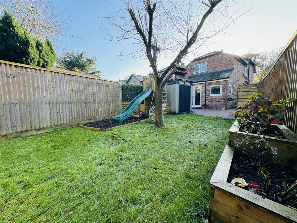 Additional image 17 of Kinnerton Road, Dodleston, Chester