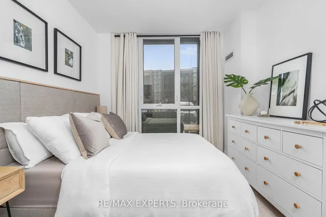 Additional image 30 of 50 George Butchart Dr Unit 102