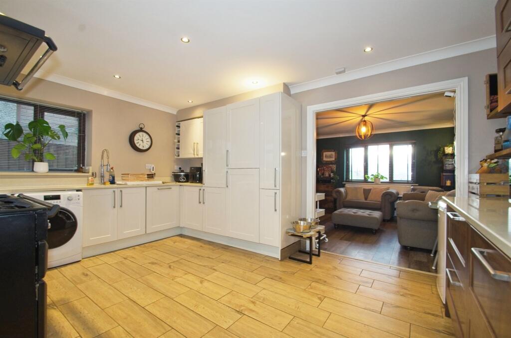 Additional image 4 of Hillside, Pantyrawel, Bridgend