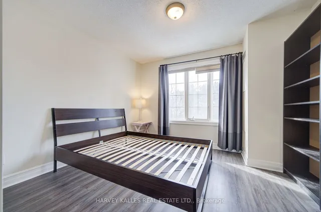 Additional image 19 of 32 Kenaston Gdns Unit TH103