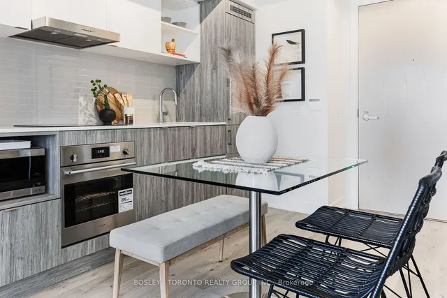 Additional image 23 of 138 Downes St Unit 1706