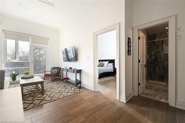 Additional image 19 of 397 King St Unit 205