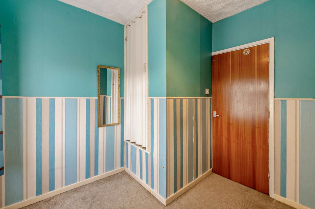 Additional image 17 of Knowles View, Bradford, BD4