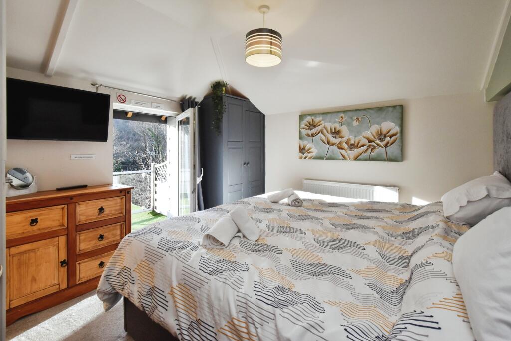 Additional image 20 of Eleanor Street, Treorchy, CF42