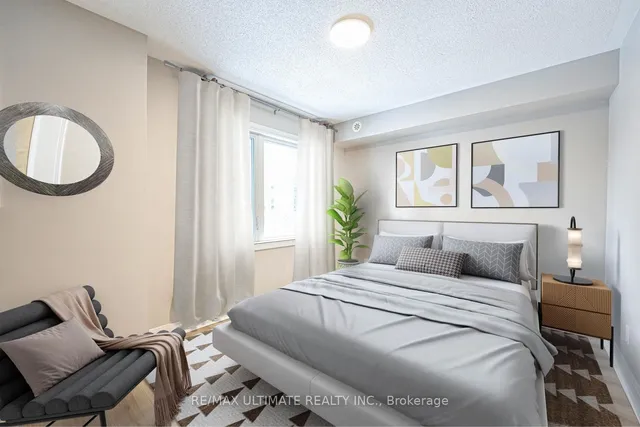 Additional image 23 of 330 Village Green Sq Unit TH06