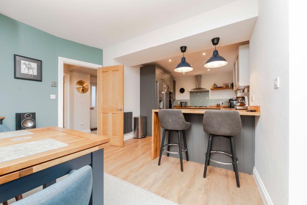 Additional image 11 of Brynyderw, Oakland Street, Bedlinog, Treharris