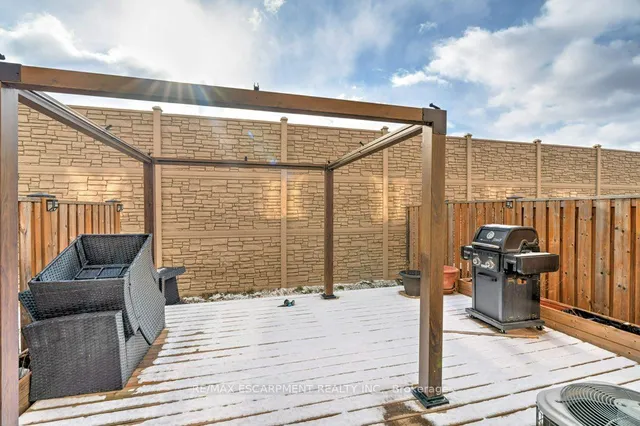Additional image 39 of 98 SHOREVIEW Pl Unit 12