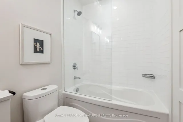 Additional image 32 of 201 Carlaw Ave Unit 702