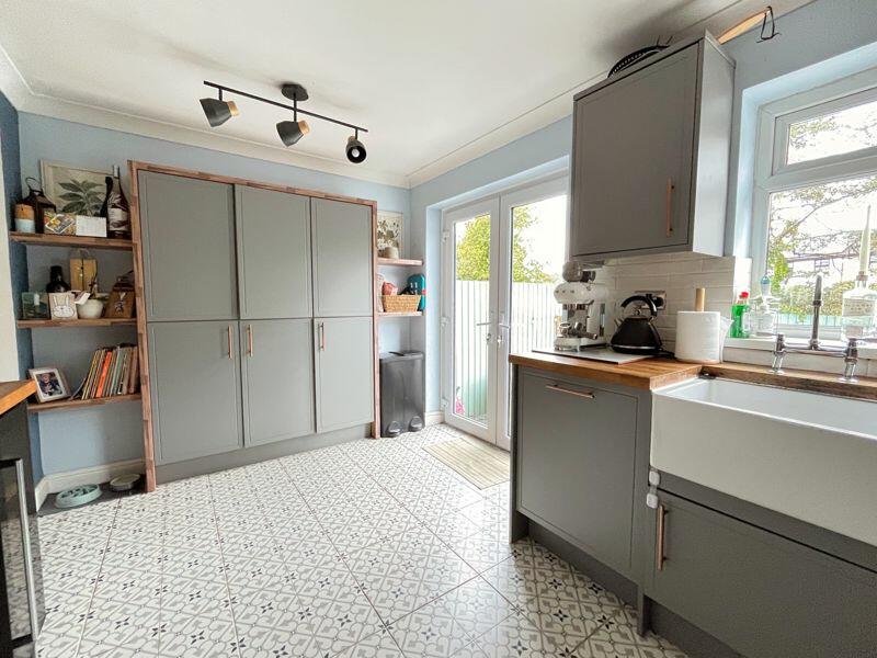 Additional image 6 of 82 Millfield Drive, Cowbridge, The Vale of Glamorgan CF71 7BR