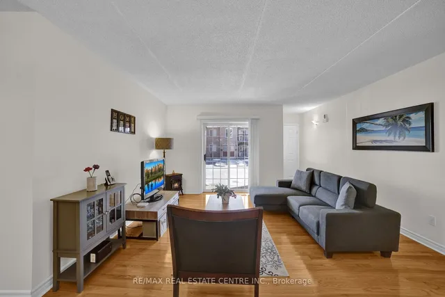 Additional image 9 of 2333 Walkers Line Unit 15