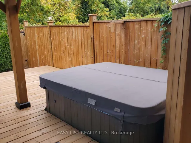 Additional image 36 of 75 Meadowridge St